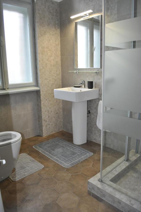 Hotel Triumf Bucureşti Ngoại thất bức ảnh