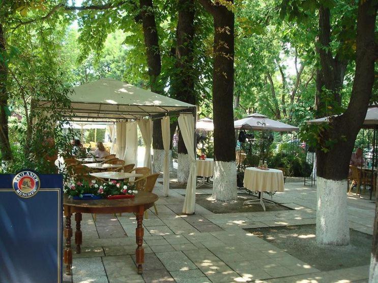 Hotel Triumf Bucureşti Ngoại thất bức ảnh