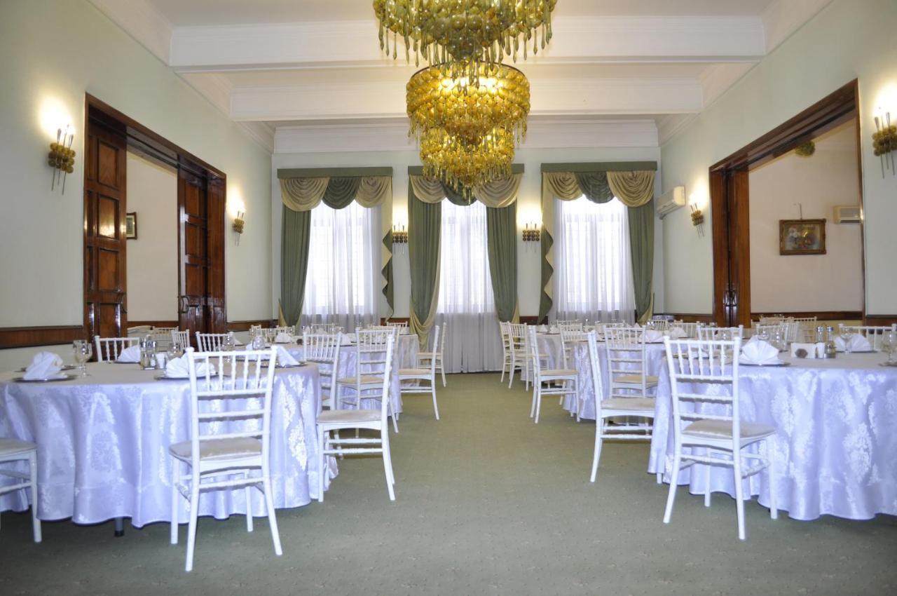 Hotel Triumf Bucureşti Ngoại thất bức ảnh