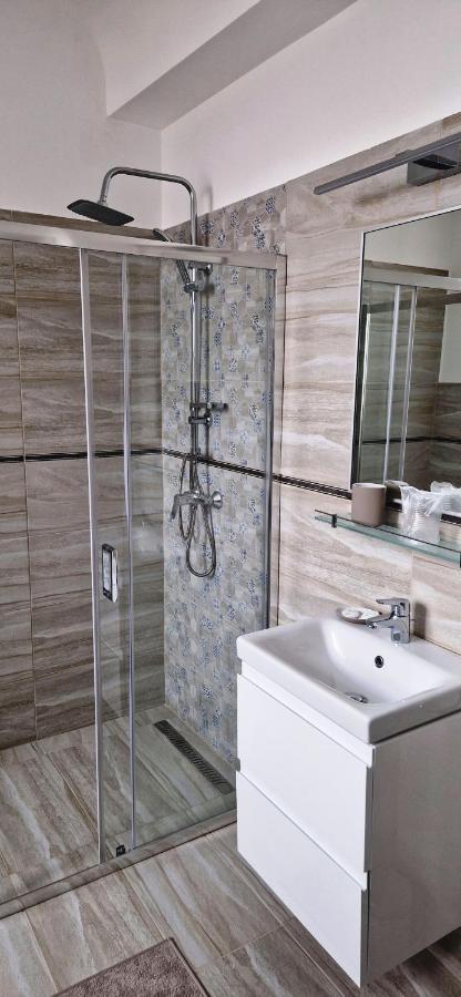 Hotel Triumf Bucureşti Ngoại thất bức ảnh