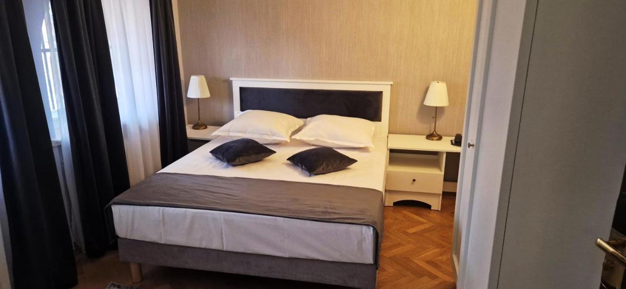 Hotel Triumf Bucureşti Ngoại thất bức ảnh