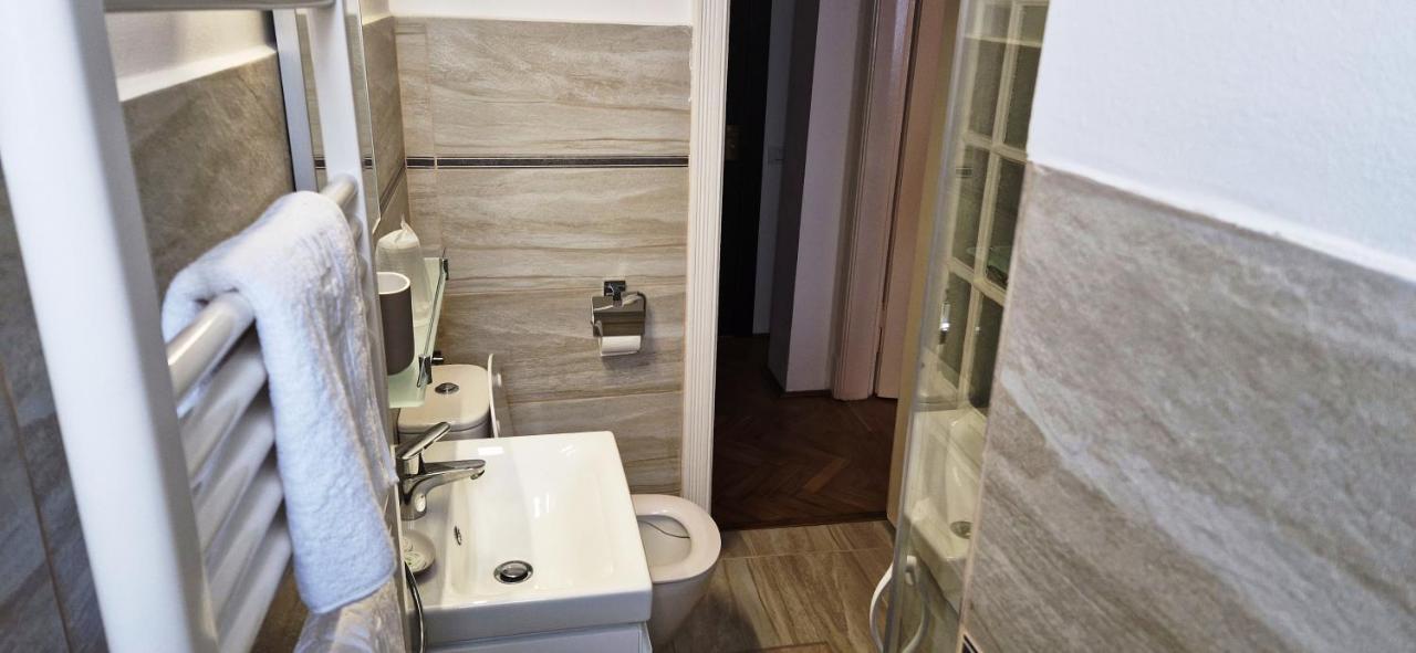Hotel Triumf Bucureşti Ngoại thất bức ảnh